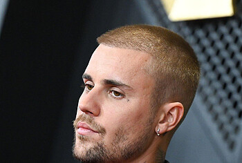 Justin Bieber Shirtless And Boxers During Grammy