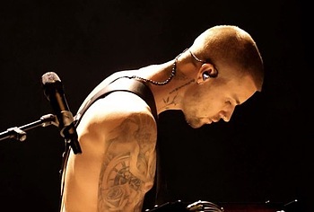 Justin Bieber Shirtless And Boxers During Grammy