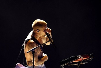 Justin Bieber Shirtless And Boxers During Grammy