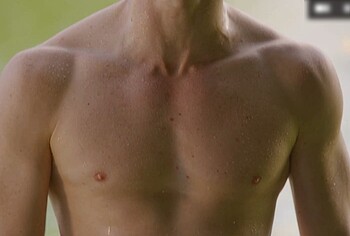 Luke Thompson Nude Scenes in Bridgerton