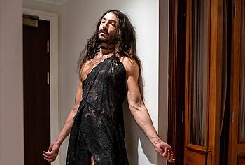 Ezra Miller Cock Bulge And Lacy Lingerie Pics