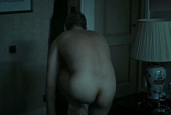 Ken Leung Desnudo y Escenas Eróticas en la Industria