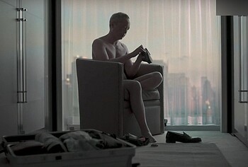 Ken Leung Desnudo y Escenas Eróticas en la Industria