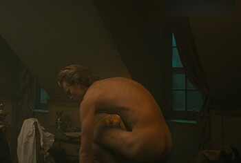 Freddie Dennis desnudo