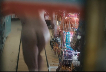 Corey Mylechreest desnudo en Long Story Short