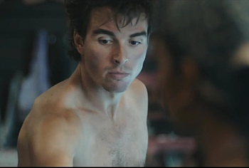 Corey Mylechreest desnudo en Long Story Short