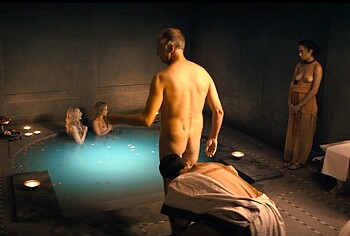 Escenas de Desnudo de Adam Gardiner en Spartacus House Of Ashur