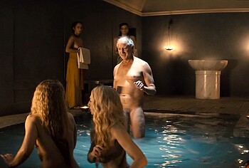 Escenas de Desnudo de Adam Gardiner en Spartacus House Of Ashur