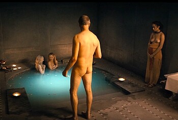 Adam Gardiner expuesto