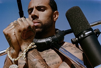 Vic Mensa nude and underwear pics