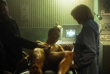 Jesse LaVercombe Desnudo Frontal en Honey Bunch