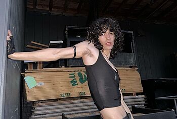 Conan Gray shirtless and sexy pics