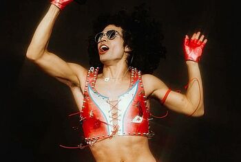 Conan Gray shirtless and sexy pics