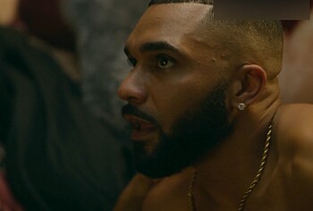 Tyler Lepley Desnudo Escenas de Sexo en Harlem