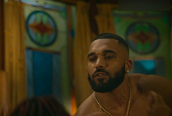 Tyler Lepley Desnudo Escenas de Sexo en Harlem