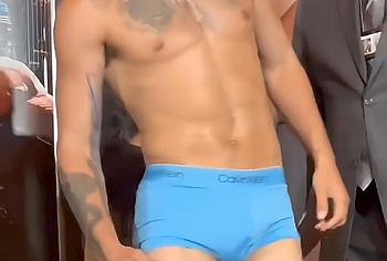 Las 10 Mejores Marcas de Pene de Ryan García en las Pesadas