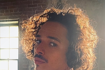 Anthony Ramos naked and bulge photos