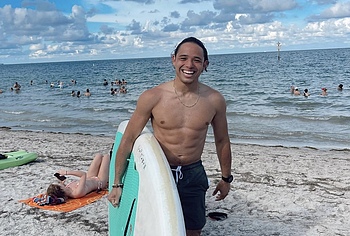Fotos de Anthony Ramos desnudo y con bulto