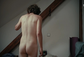 Odin Romanus nude scenes in Leva Lite