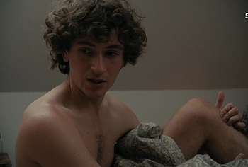 Odin Romanus escenas desnudo en Leva Lite