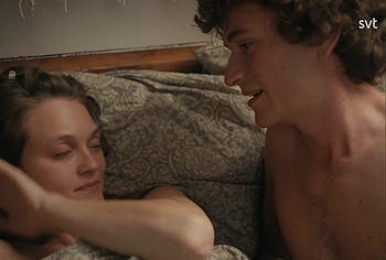 Odin Romanus escenas desnudo en Leva Lite