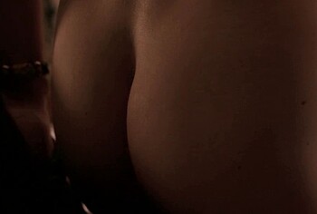 Luke Thompson naked ass