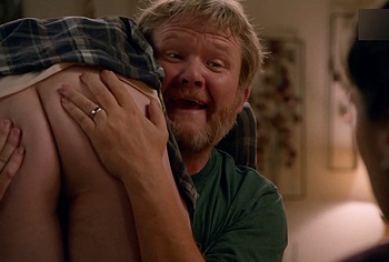 Scott Grimes Desnudo Trasero Y Escenas Sexys y Divertidas en Ted