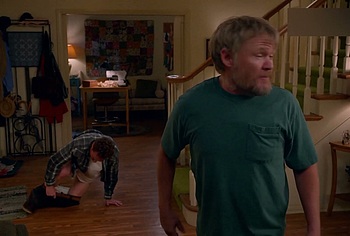 Scott Grimes Desnudo Trasero Y Escenas Sexys y Divertidas en Ted