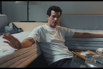 Paul Anthony Kelly Desnudo y Escenas Eróticas en Love Story