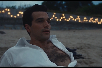 Paul Anthony Kelly Desnudo y Escenas Eróticas en Love Story