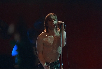 Ewan McGregor frontal nude in Velvet Goldmine