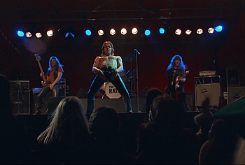 Ewan McGregor frontal nude in Velvet Goldmine