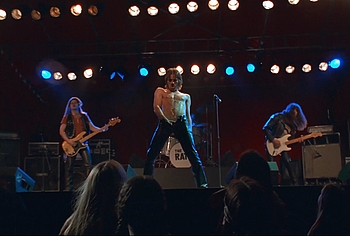 Ewan McGregor frontal nude in Velvet Goldmine