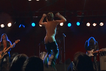 Ewan McGregor frontal nude in Velvet Goldmine