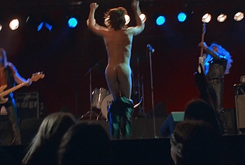 Ewan McGregor frontal nude in Velvet Goldmine