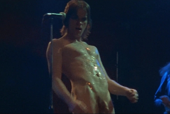 Ewan McGregor frontal nude in Velvet Goldmine