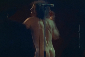 Ewan McGregor frontal nude in Velvet Goldmine