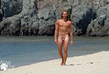 Sasha Sasse frontal nude in Adam sucht Eva