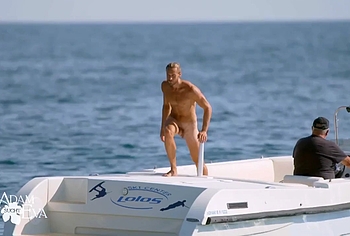 Sasha Sasse frontal nude in Adam sucht Eva