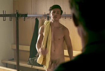Jannik Schumann Nude Dick Scenes in Center Of My World