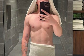 Jacob Sartorius nude and underwear selfie pics