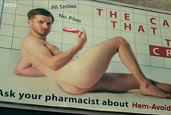 Sean Og Cairns naked