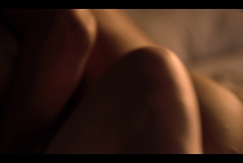 Rege-Jean Page Nude Sex Scenes in Bridgerton