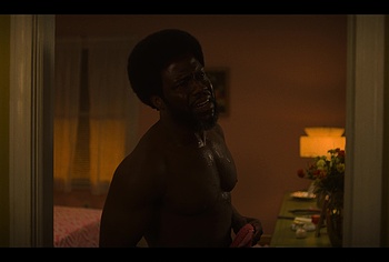 Kevin Hart Nude in Fight Night The Million Dollar Heist