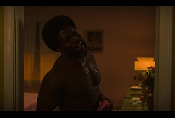 Kevin Hart Nude in Fight Night The Million Dollar Heist