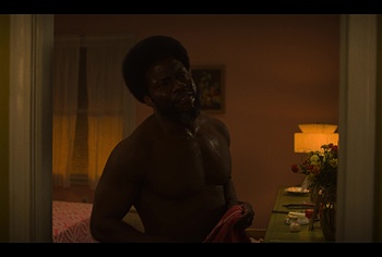 Kevin Hart Nude in Fight Night The Million Dollar Heist