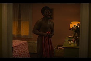 Kevin Hart Nude in Fight Night The Million Dollar Heist