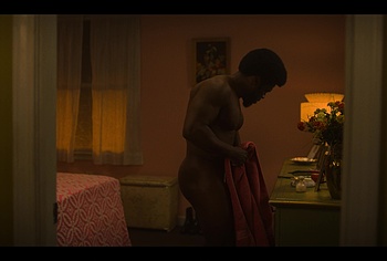 Kevin Hart Nude in Fight Night The Million Dollar Heist
