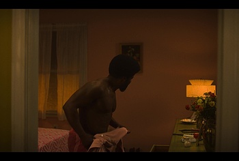 Kevin Hart Nude in Fight Night The Million Dollar Heist