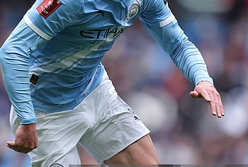 Erling Haaland Huge Penis Bulge Photos